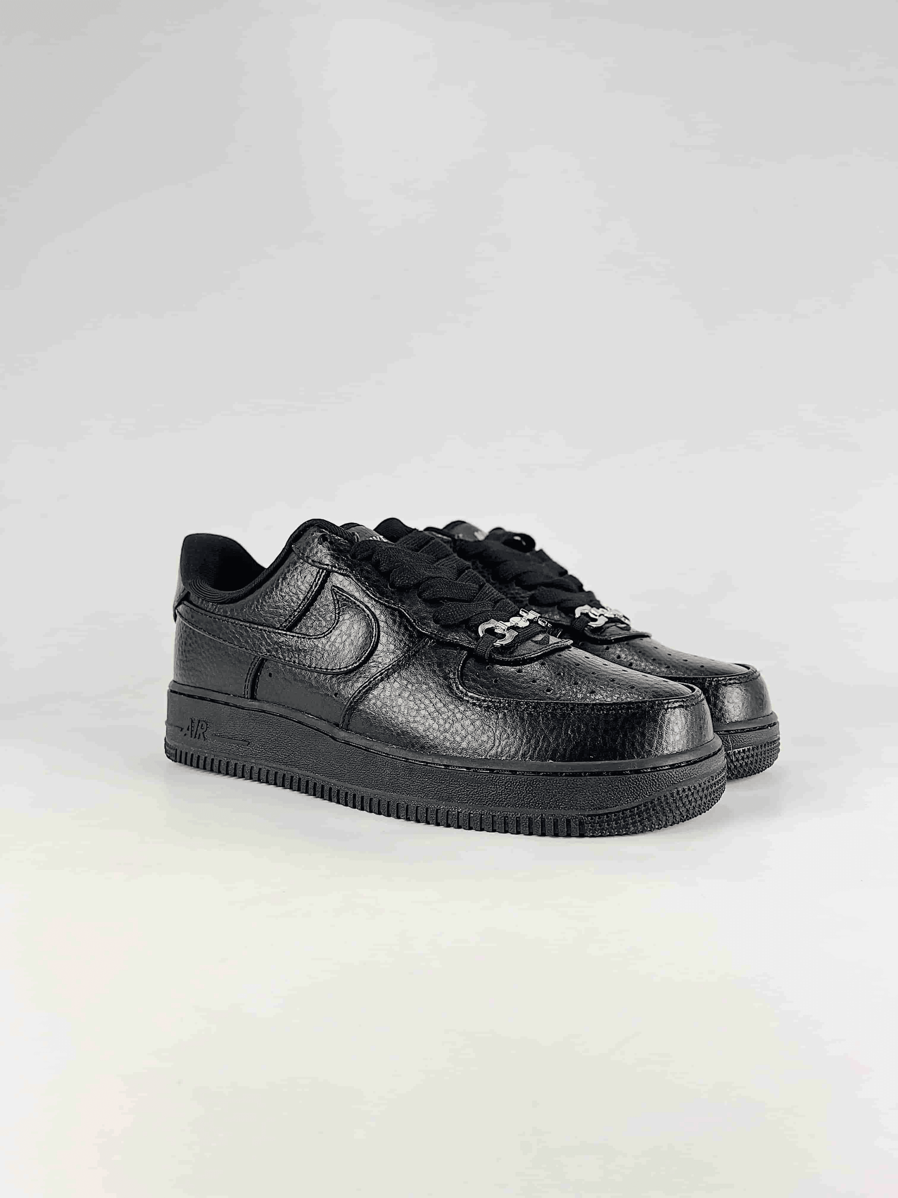 Nike Air Force 1 Low Black "Chain"