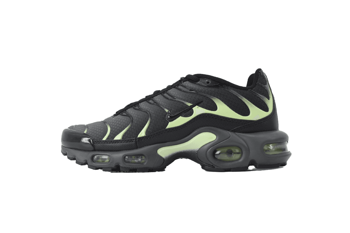 Nike Air Max Plus TN Black Volt